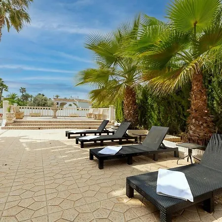 Fidalsa Mediterranean Beachfront فيلة