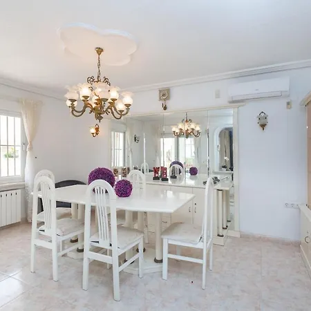 Fidalsa Mediterranean Beachfront فيلة